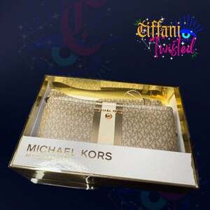 Michael Kors Adjustable Belt Bag Gold Signature NWT In Box